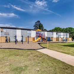 exterior view at Commons at Camp Creek