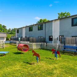 exterior view at Commons at Camp Creek