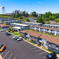 exterior view at Commons at Camp Creek