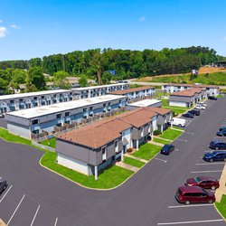 exterior view at Commons at Camp Creek